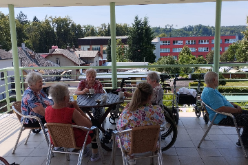 Kavárnička - 3
