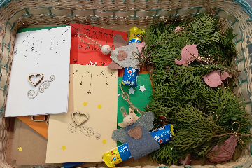 Rozdávání dárečků klientům